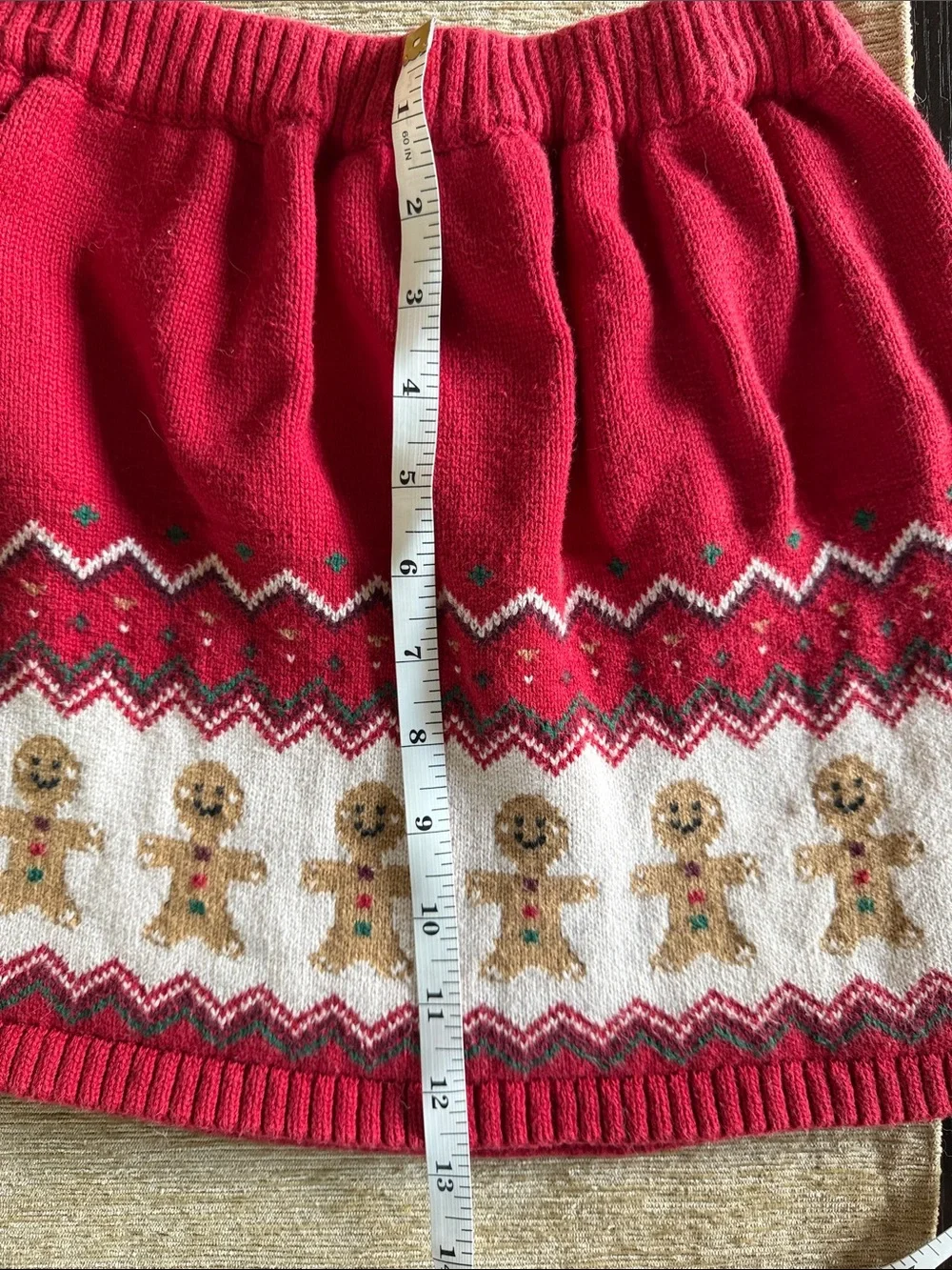 Gymboree girl’s red gingerbread sweater skirt